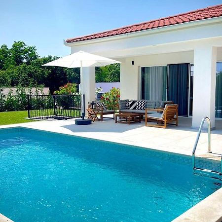 Villa Destiny Nedescina, Istrien, Kroatien Exterior photo