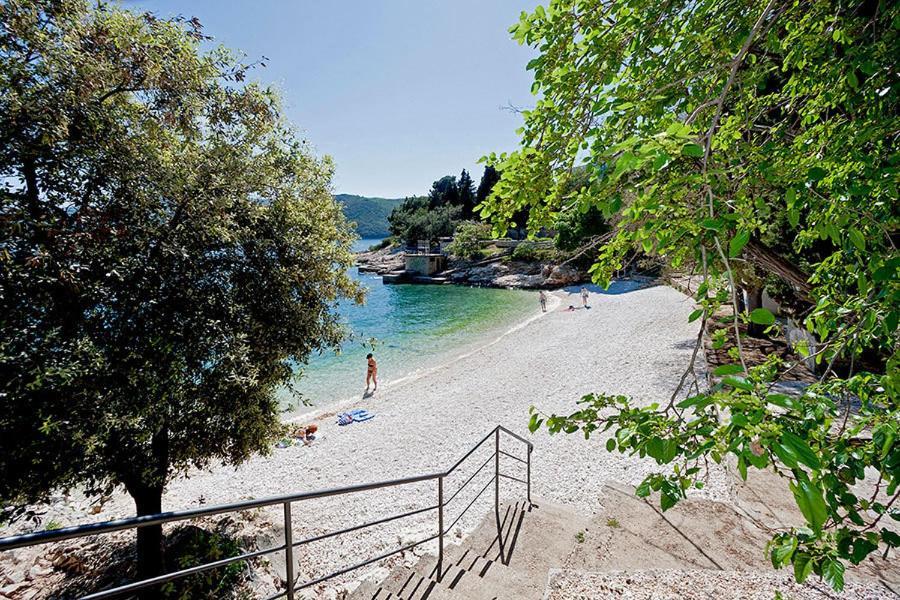 Villa Destiny Nedescina, Istrien, Kroatien Exterior photo
